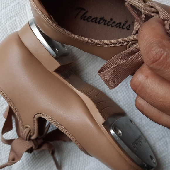 Little lady nude tap shoes sz 4 - Picture 3 of 3